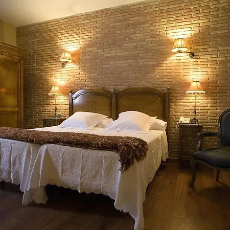 Condestables & Affittacamere 4*