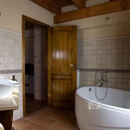 Affittacamere Condestables & 4*