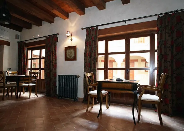 Condestables & 게스트하우스 4*